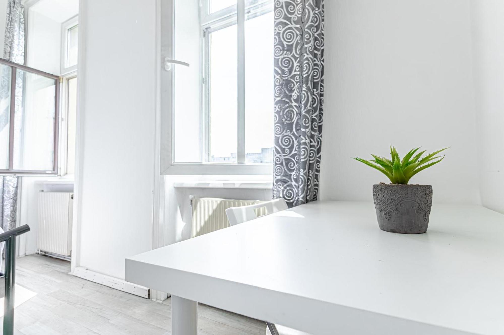 Comfy 3Br Shared Apartment - U6 Subway, Danube & Millenium City Viena Exterior foto